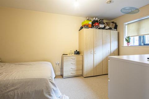 Flat 17, Cardigan House Block E, 1 Adelaide Lane, Sheffield, S3 8BR