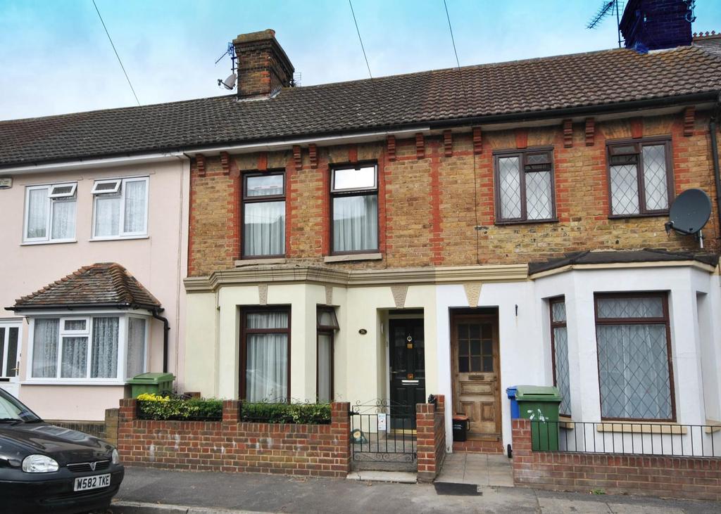 Kingsnorth Road, Faversham 3 bed terraced house £1,300 pcm (£300 pw)