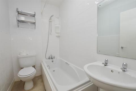 1 bedroom flat for sale - Cornfield Terrace, Eastbourne