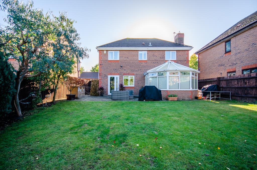 Colliers Break, Emersons Green, Bristol, BS16 7EE 4 bed house £600,000
