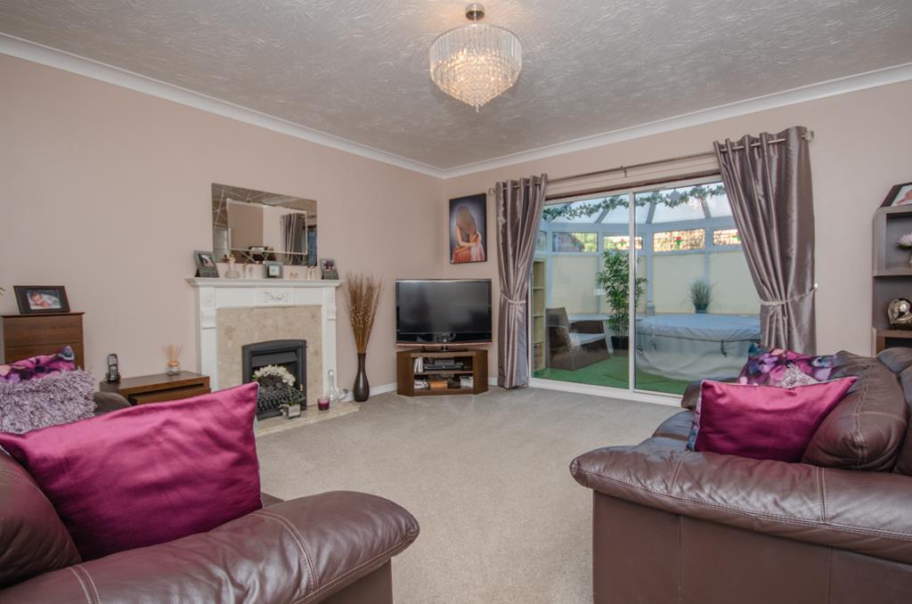 Colliers Break, Emersons Green... 4 bed house £600,000