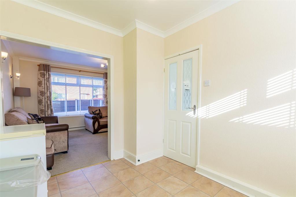 Dining Room (5)-HDR copy.jpg