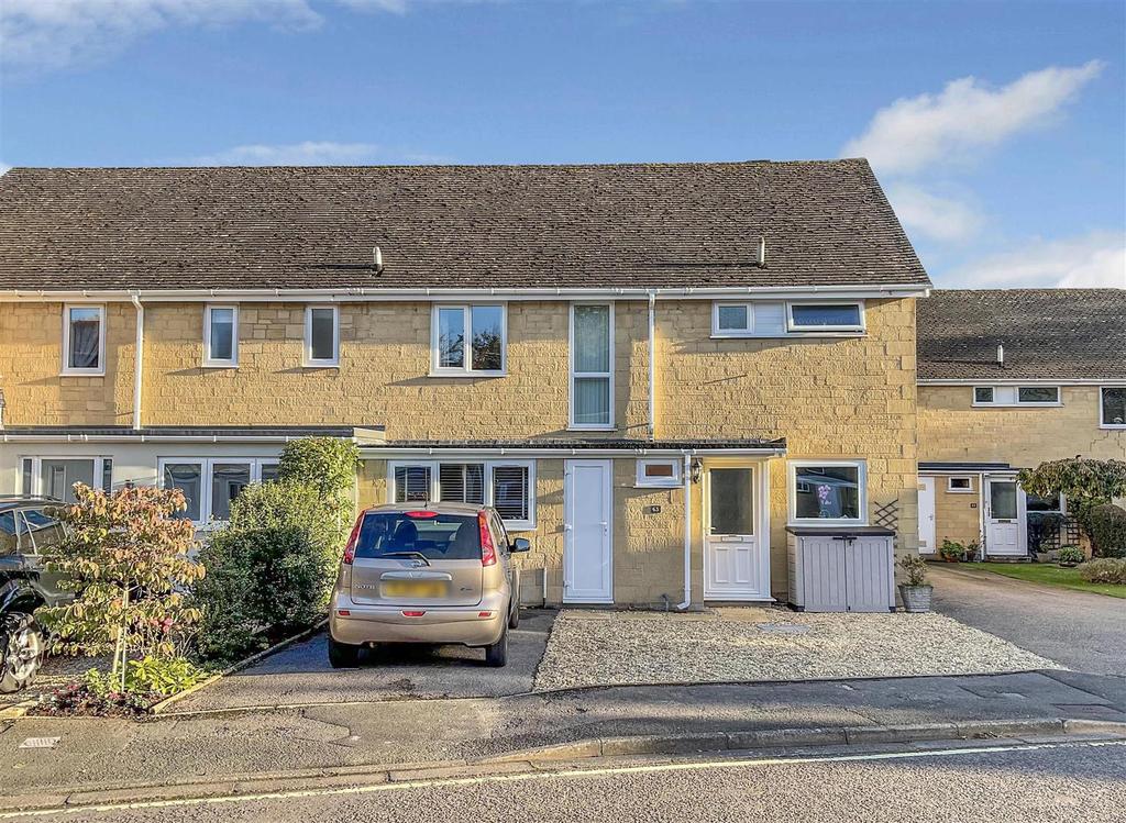 Corinium Gate, Cirencester 3 bed townhouse £550,000