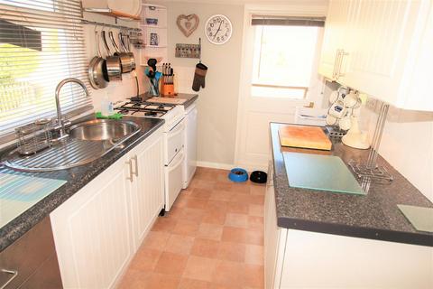 3 bedroom chalet for sale, 6th Avenue, Humberston Fitties, Humberston, Grimsby, N.E. Lincs, DN36 4HD