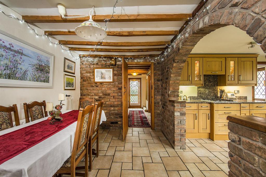 Rose Cottage, Aston Juxta Mondrum, Nantwich 4 bed cottage for sale £