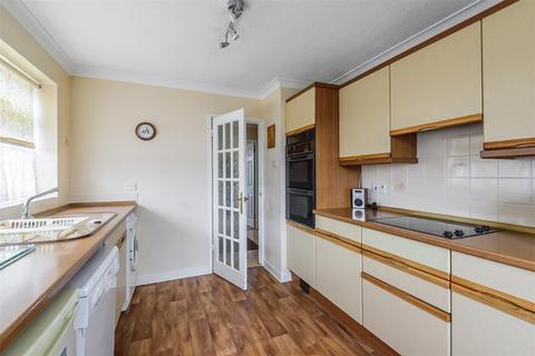 8 Cherry Tree Drive, Filey, YO14 9UZ