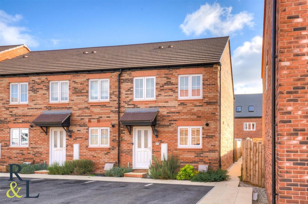 Jasmine Gardens, Edwalton, Nottingham 2 bed end of terrace house £260,000