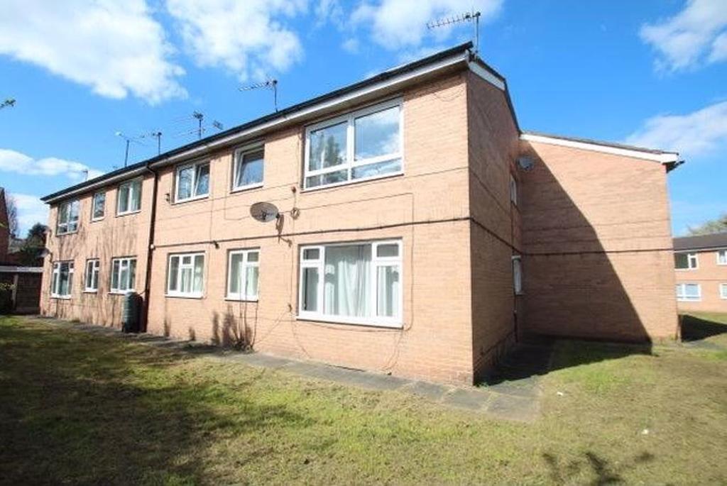 Kirkby Close, South Kirkby, WF9 2 bed apartment £500 pcm (£115 pw)
