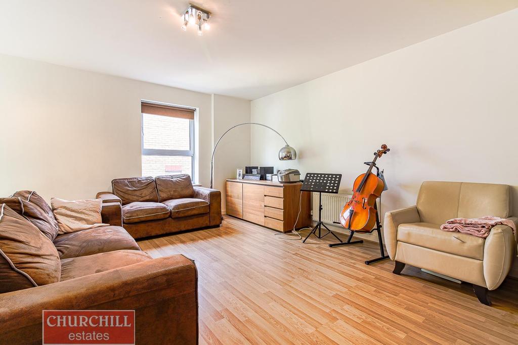 Kingswood Heights, Queen Mary Avenue, London 2 bed flat £400,000