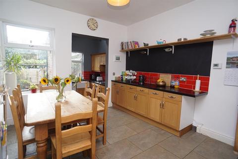 127 Firth Park Crescent, Sheffield, S5 6HD