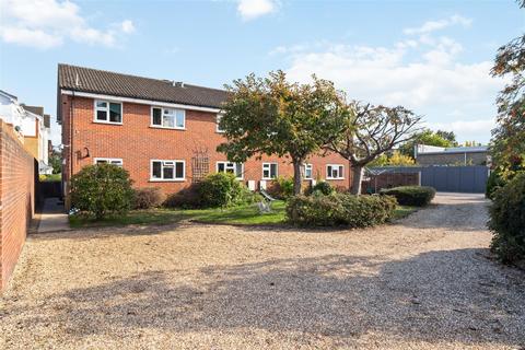 1 bedroom flat for sale - Stocton Close, Guildford
