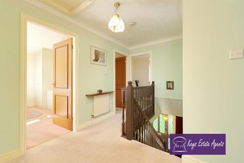 3 Browning Close, Cheadle, Stoke-on-trent, ST10 1XD