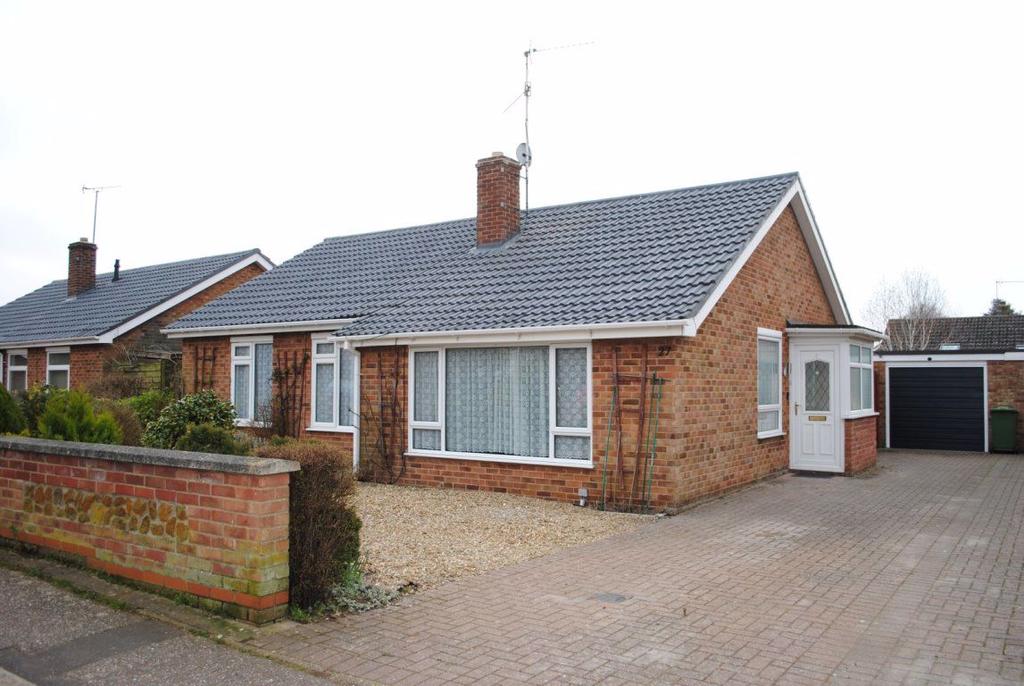 DERSINGHAM 3 bed bungalow £950 pcm (£219 pw)