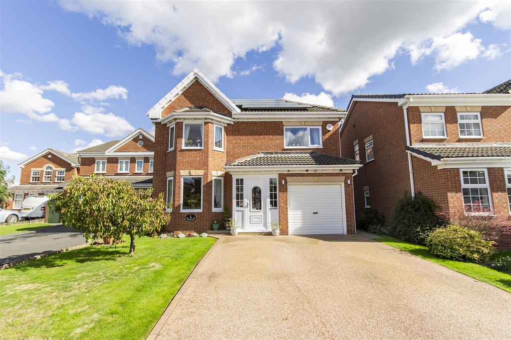 Meadowlands, Bolsover, Chesterfield 4 bed detached house for sale £