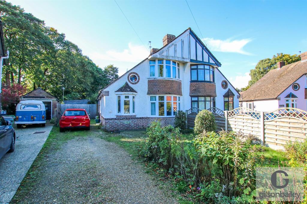 Belmore Road, Thorpe St Andrew 3 bed semidetached house £335,000