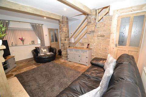 13 Albert Road, Queensbury, Bradford, BD13 1PA