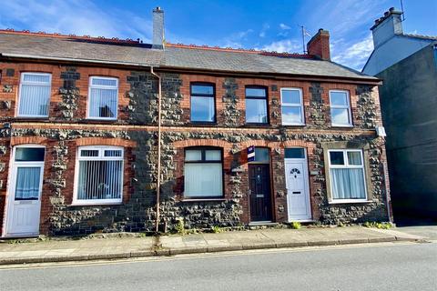 2 bedroom terraced house for sale, Sand Street, Pwllheli