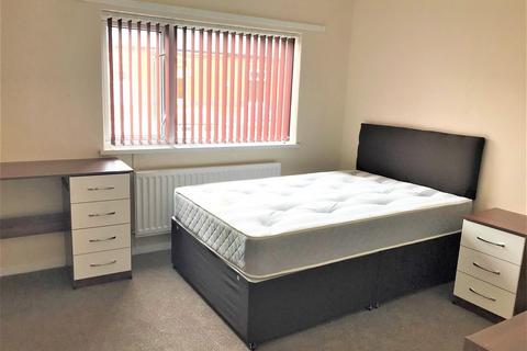 5 bedroom end of terrace house to rent, 68 Gleave Road, Selly Oak, Birmingham