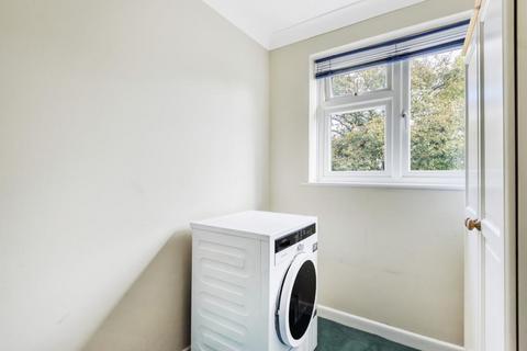 14 Brookside Close, Tiddington, Thame, OX9 2LS