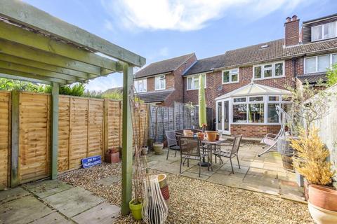14 Brookside Close, Tiddington, Thame, OX9 2LS