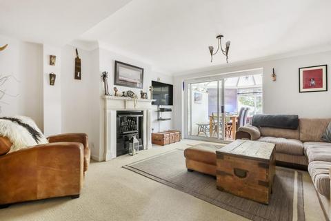 14 Brookside Close, Tiddington, Thame, OX9 2LS