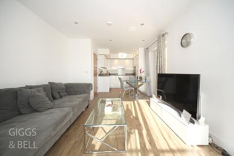 1 bedroom flat for sale, Stirling Drive, Luton, Bedfordshire, LU2