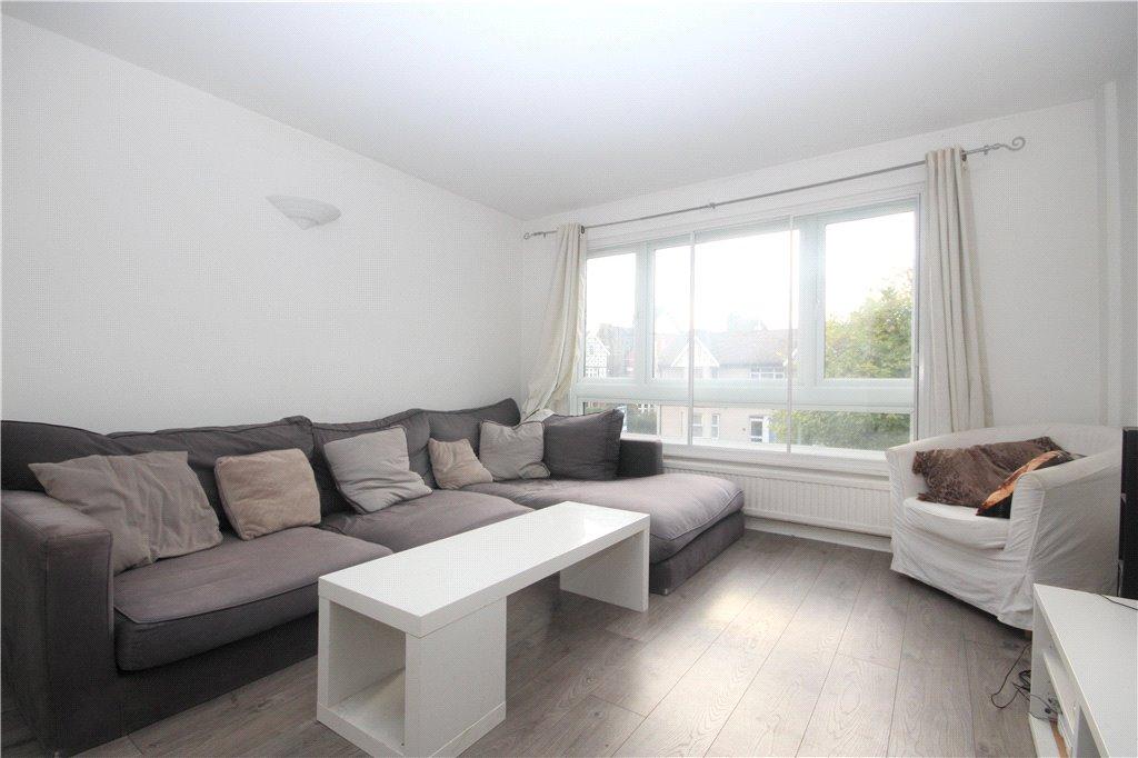 Goodman Crescent, London, SW2 4 bed terraced house £3,300 pcm (£762 pw)