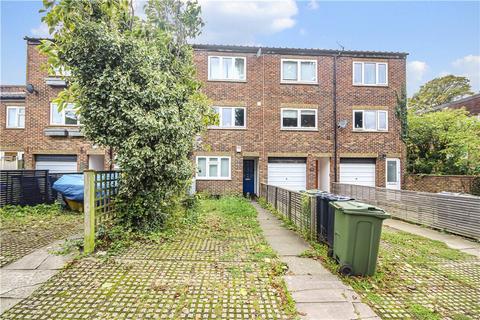 4 bedroom terraced house to rent, Goodman Crescent, London, SW2