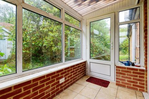 2 bedroom bungalow for sale - West Common, Langley, Southampton, Hampshire, SO45