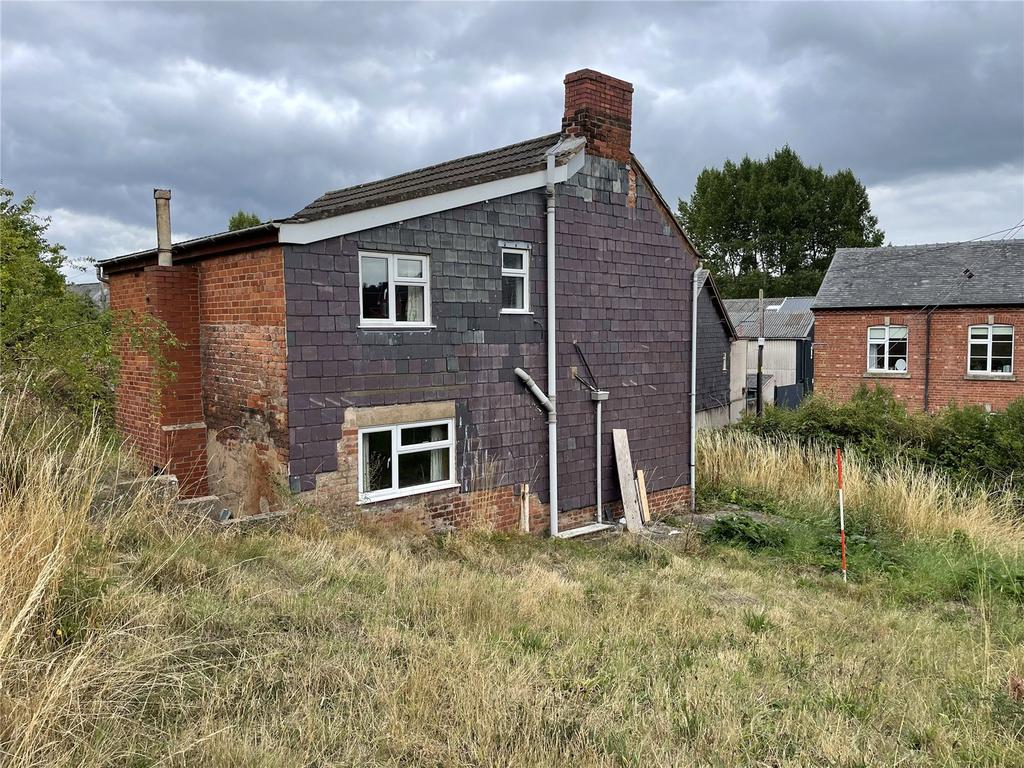 Canal Road, Newtown, Powys, SY16 5 bed detached house for sale £450,000