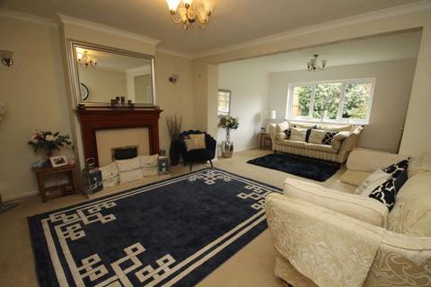 5a Eccleston Close, Orpington, BR6 8BD