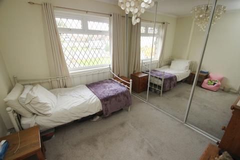 5a Eccleston Close, Orpington, BR6 8BD