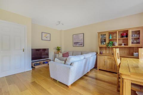 36 Ashcombe Crescent, Witney, OX28 6GL