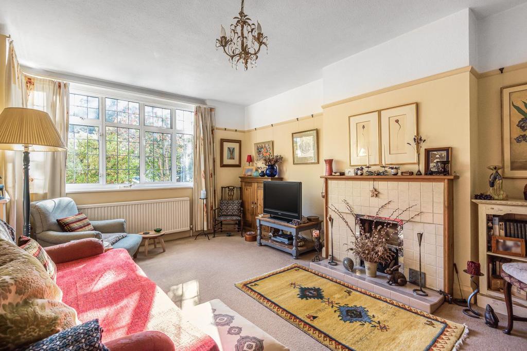 Ernest Grove, Beckenham 3 bed semidetached house £695,000