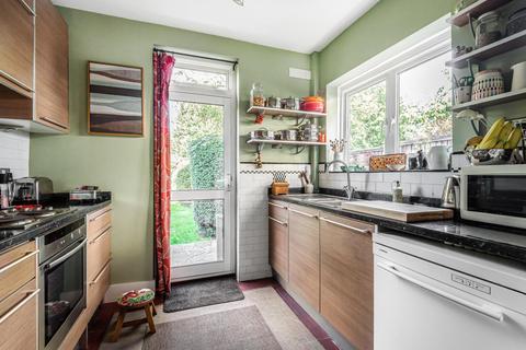 55 Ernest Grove, Beckenham, BR3 3HY