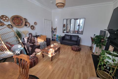 2 bedroom flat to rent, Hale Lane, Mill Hill, NW7