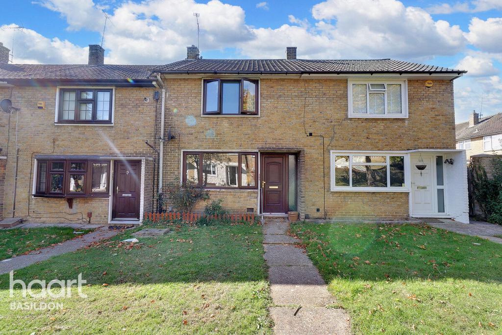 Witchards, Basildon 2 bed terraced house for sale £270,000