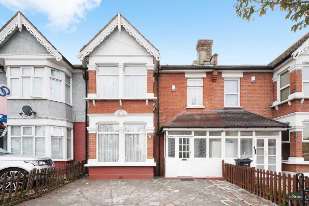 Wanstead Park Road, Ilford, IG1 4 bed terraced house £675,000