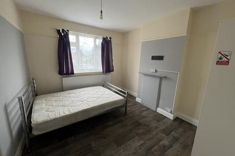 2 Wood End Avenue, Harrow, HA2 8NX