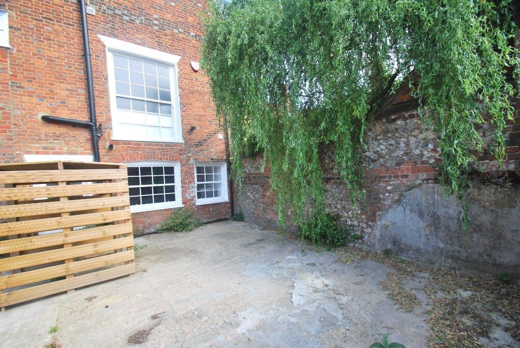 Courtyard Garden