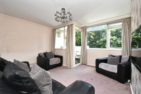 2 bedroom apartment for sale, River Park Gardens Bromley BR2