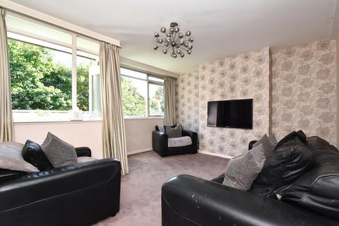 2 bedroom apartment for sale, River Park Gardens Bromley BR2