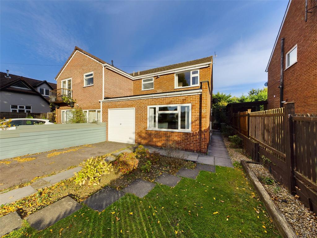 Village Road, Cheltenham, Gloucestershire, GL51 3 bed semidetached