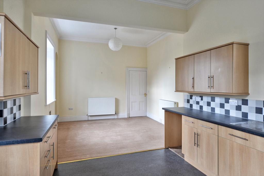 Keighley Road, Skipton, BD23 2 bed flat £950 pcm (£219 pw)