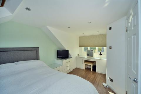 71 Stoughton Avenue, Sutton, SM3 8PH