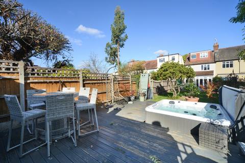 71 Stoughton Avenue, Sutton, SM3 8PH