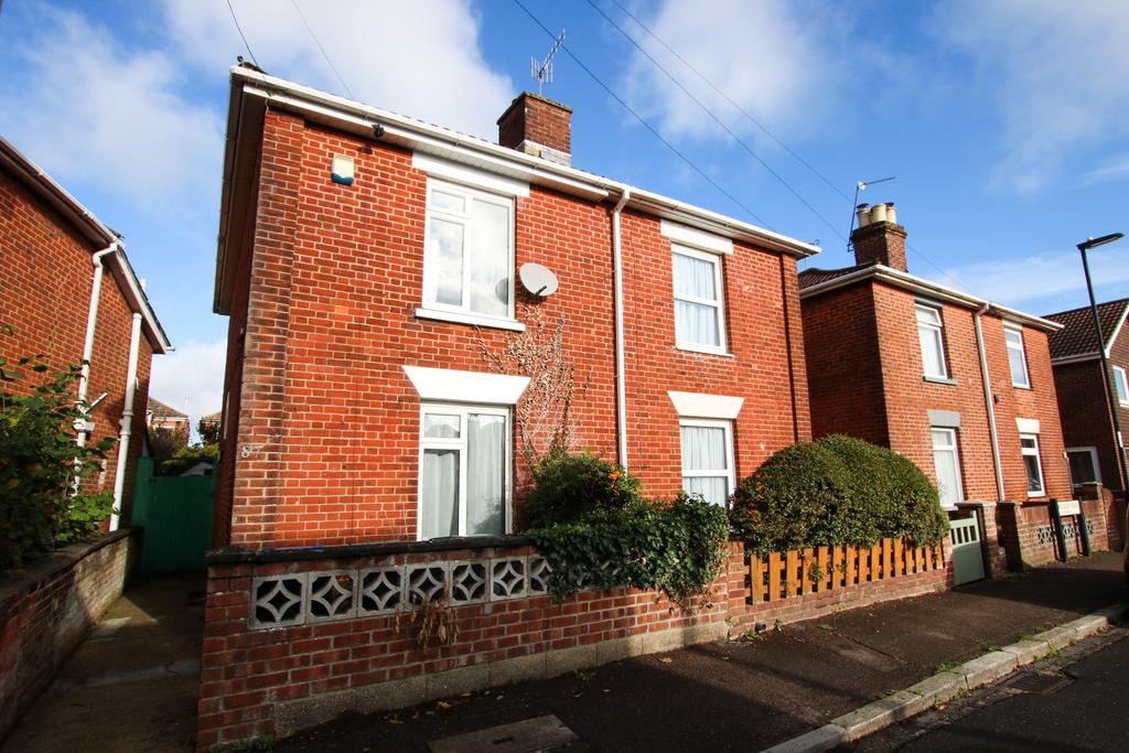 NOW OFFERED AT A VERY ATTRACTIVE PRICE! Wolseley Road, Freemantle 2 bed