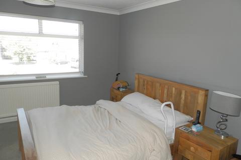101 Cranham Gardens, Upminster, RM14 1JN