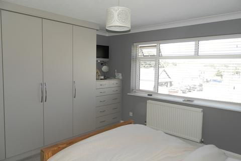101 Cranham Gardens, Upminster, RM14 1JN