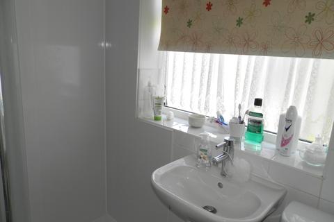 101 Cranham Gardens, Upminster, RM14 1JN